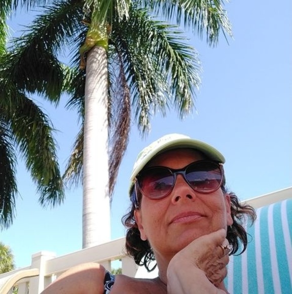 Meet your Posher, Chris - Picture 1 of 1